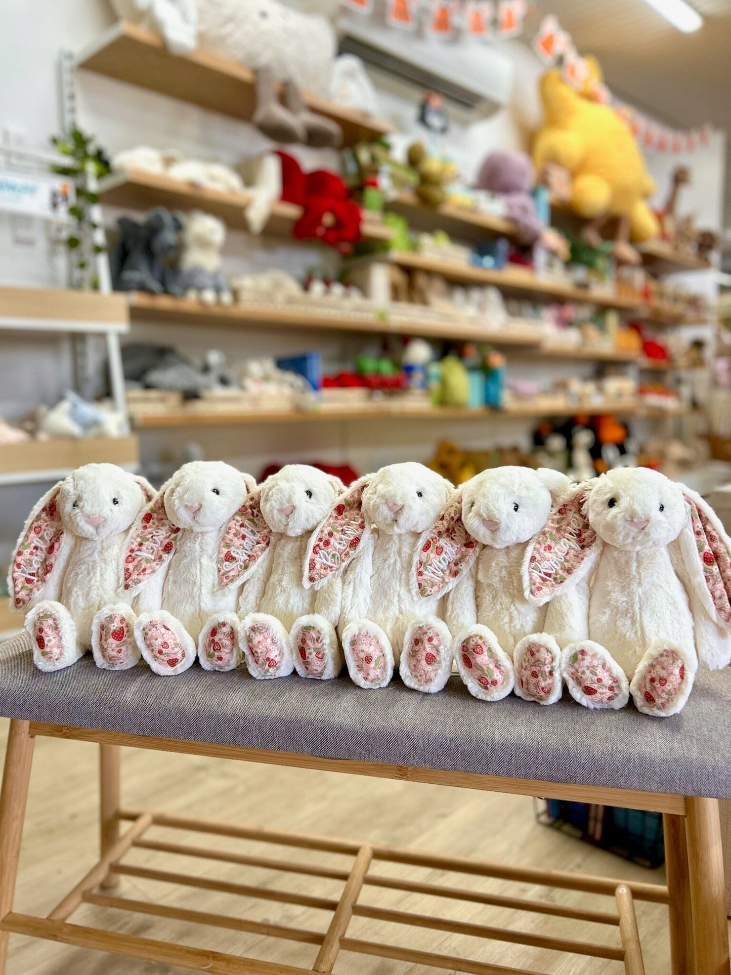 Original | Cream Berry Bunny