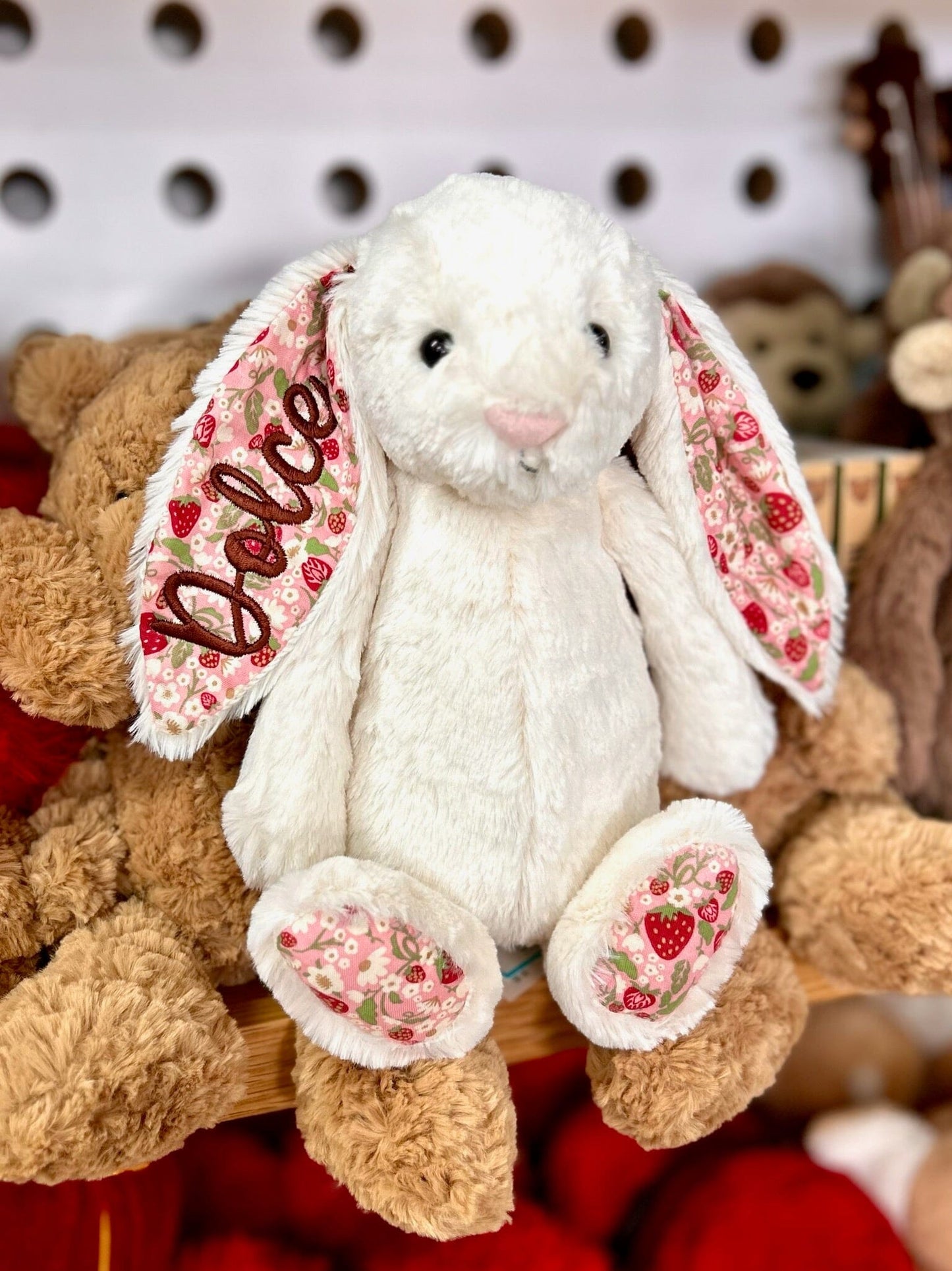 Original | Cream Berry Bunny