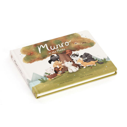 Book | Munro in the Middle